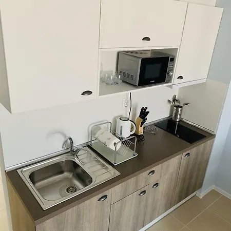Green Life Beach 4 Апартаменты